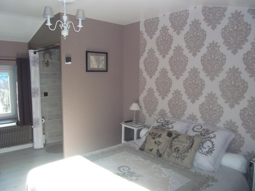 Bed and Breakfast Au Vieux Logis 63 Saint-Remy-sur-Durolle Екстер'єр фото